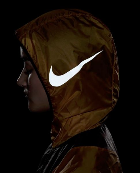 除了NIKE、ADIDAS，女生还有哪些值得入手的运动单品？