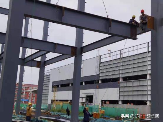 中秋节致敬坚守岗位的他们,中秋节依然坚守岗位的我们