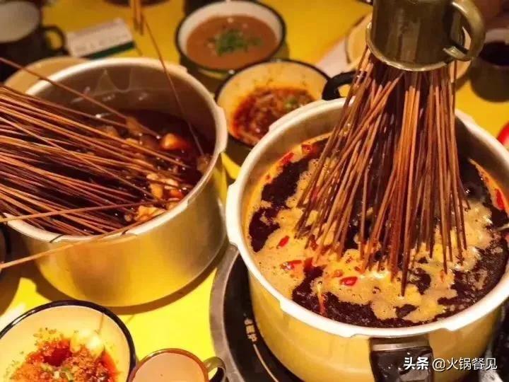 串串香生意火爆视频,串串香商业模式