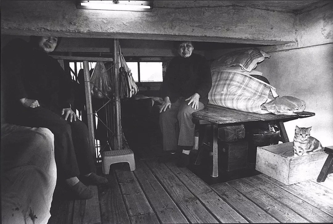 上海蜗居年代的真实故事,上海老蜗居照片