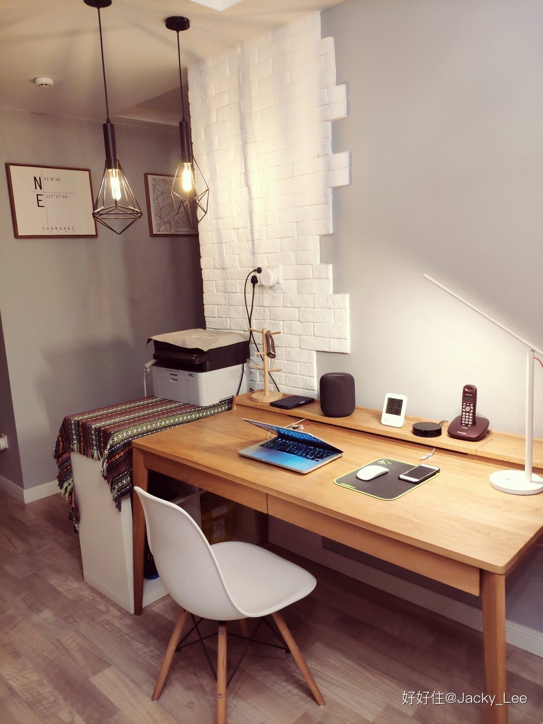 怎么打造一个科技感满满的卧室,如何打造一个满满科技感的家