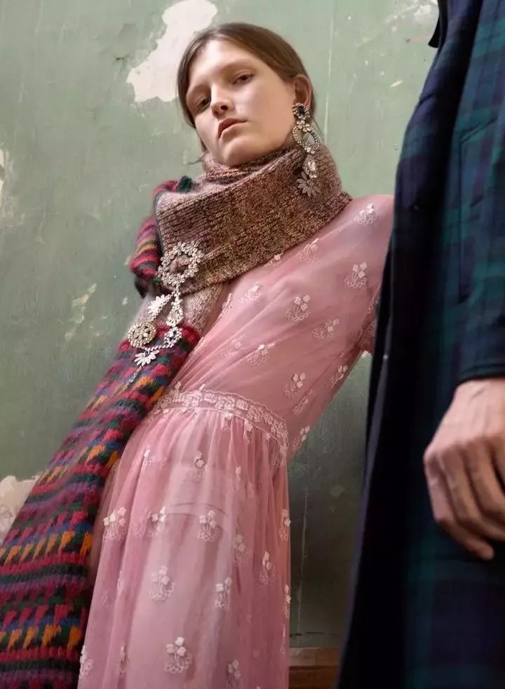 riccardotisci去哪儿了,riccardotisci2019春夏设计款