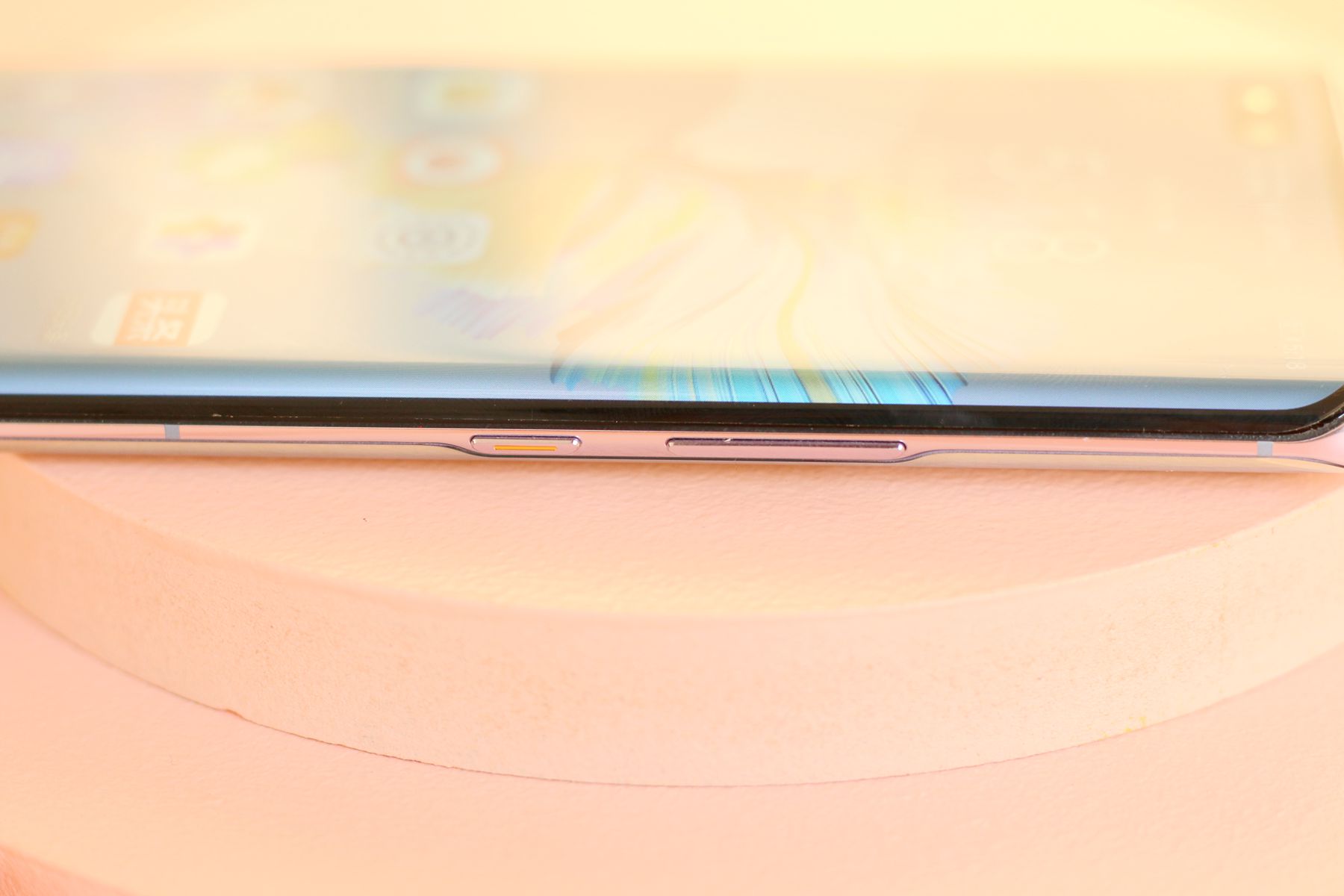 发布了半年的手机,麒麟9905g手机有哪些