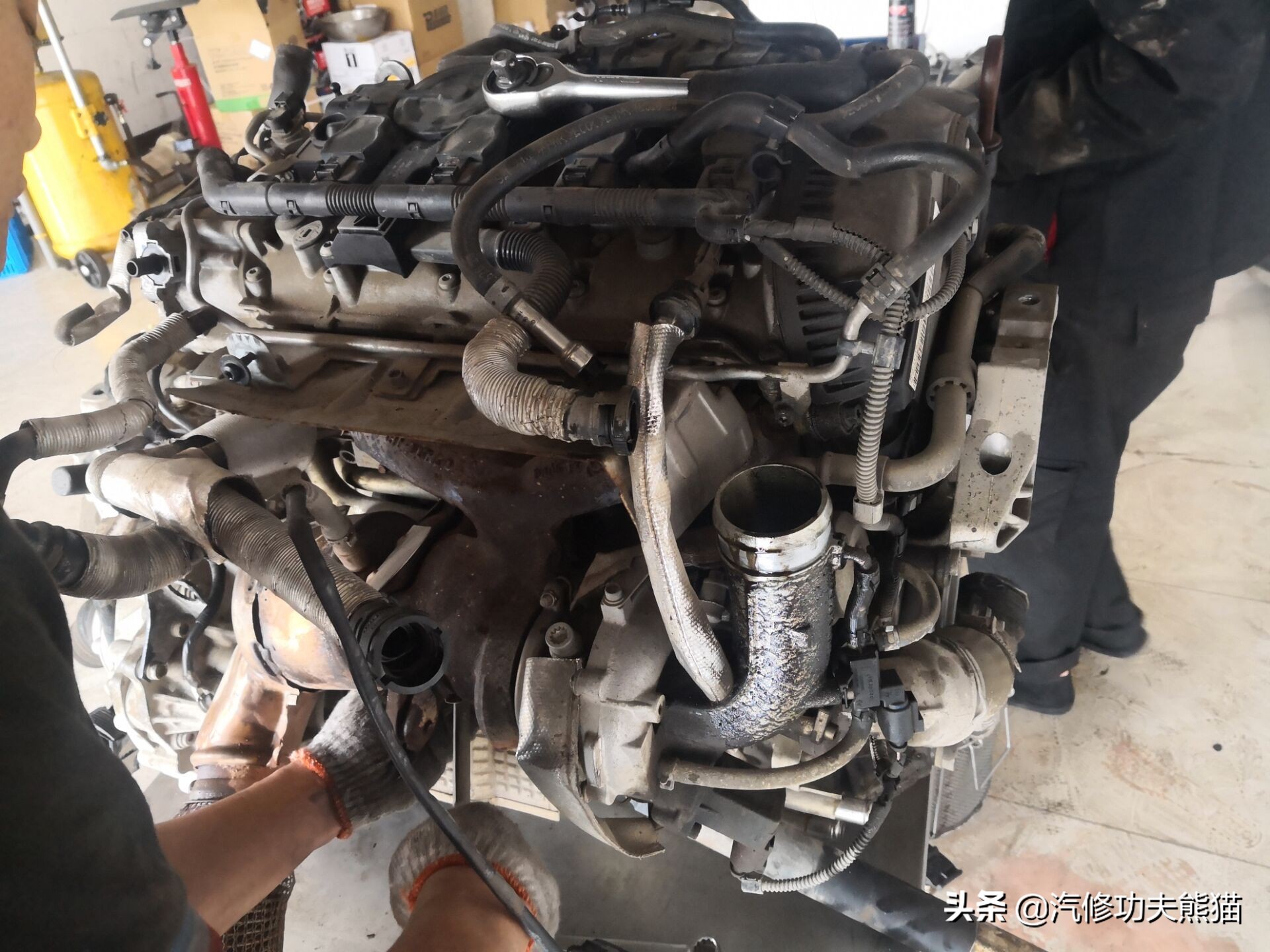 大众夏朗2.0t三代烧机油解决方法,大众夏朗1.8t烧机油