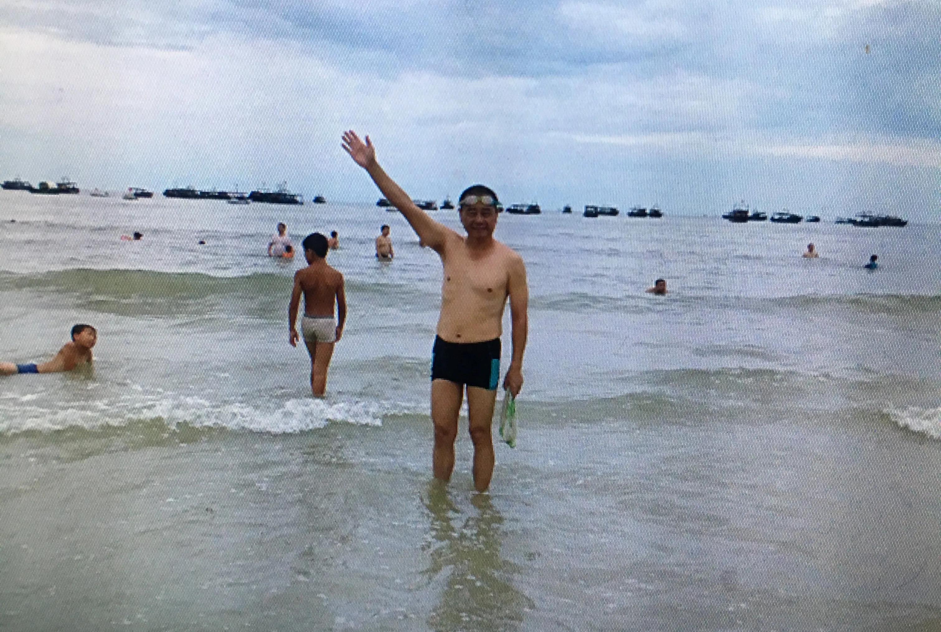 天下第一滩在银滩哪个门,北海银滩天下第一滩旅游区