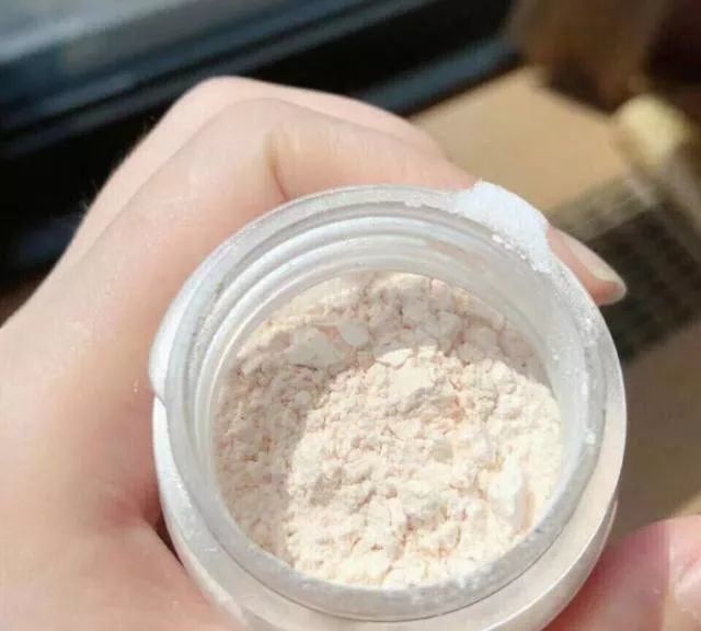 你的化妆品上黑名单吗,这些平价彩妆黑名单千万别买了