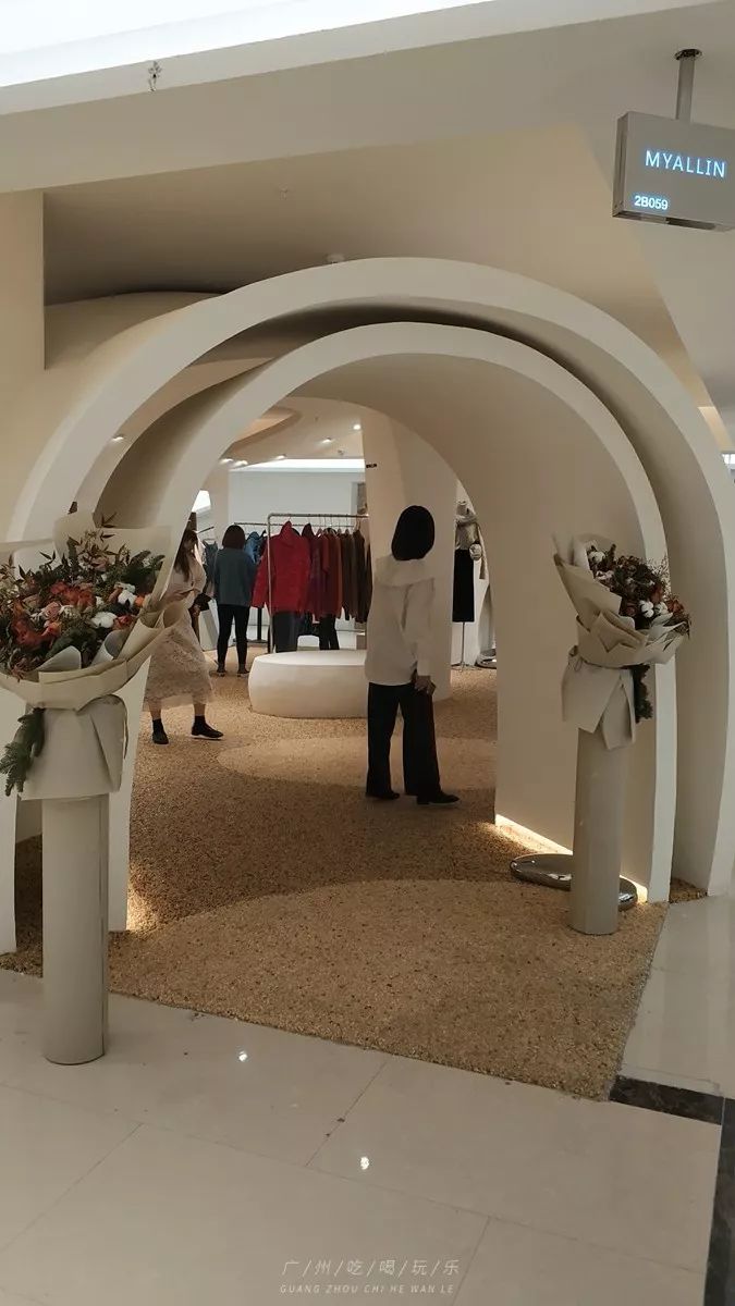 韩国东大门服装批发甜美风格专卖,韩国东大门服装在哪里买