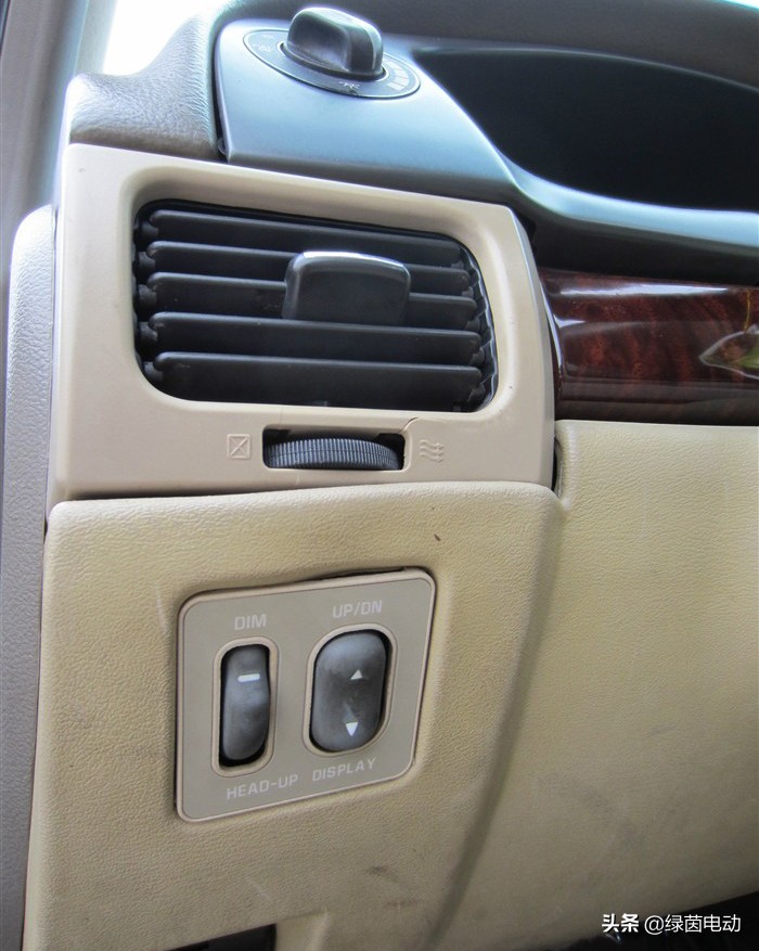 心中的神车,无法超越的经典别克君威