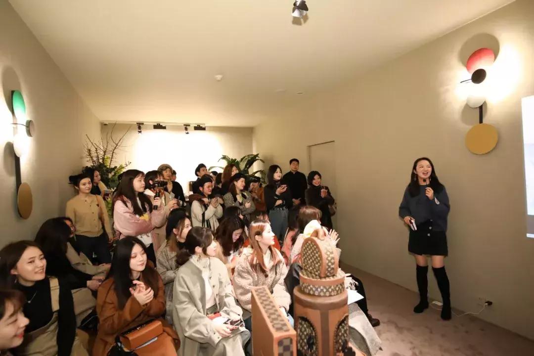 上周日,我把LV展变成了饼家妹子4周年汇报秀!