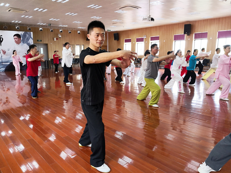 邵虎教练参加“精武大师”公益培训活动