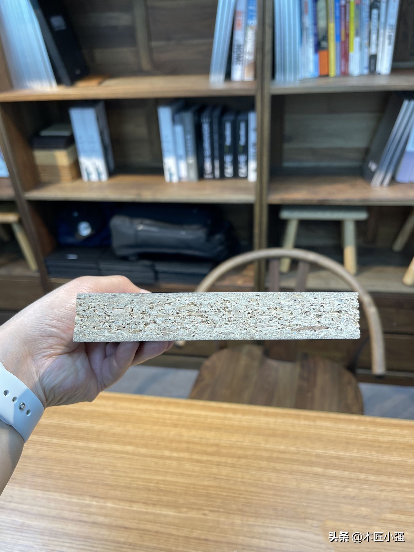 开放衣柜为什么比普通衣柜贵,贵的衣柜和便宜的有什么区别