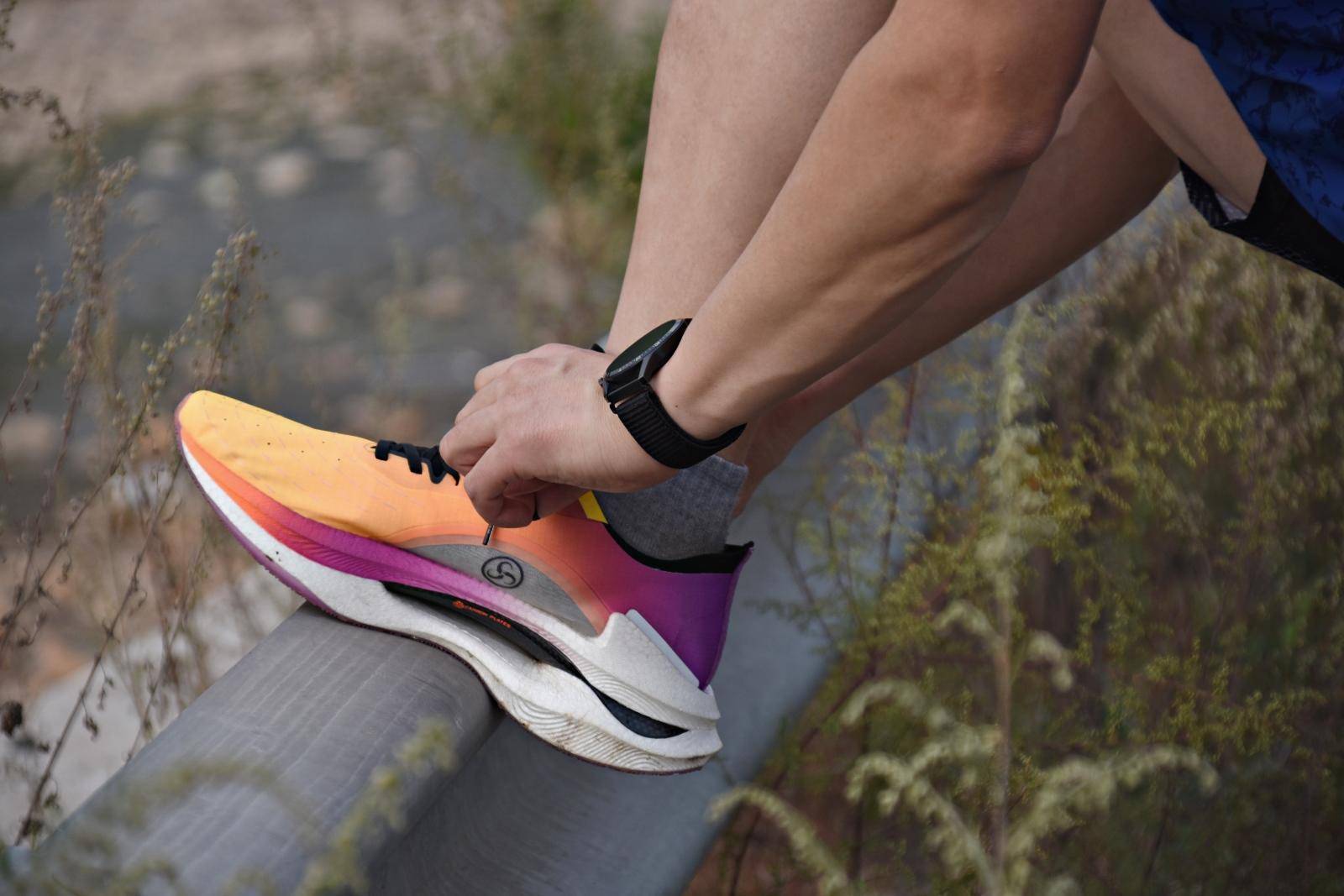 跑鞋测评态极,李宁飞电3.0challenger和李宁小绝影