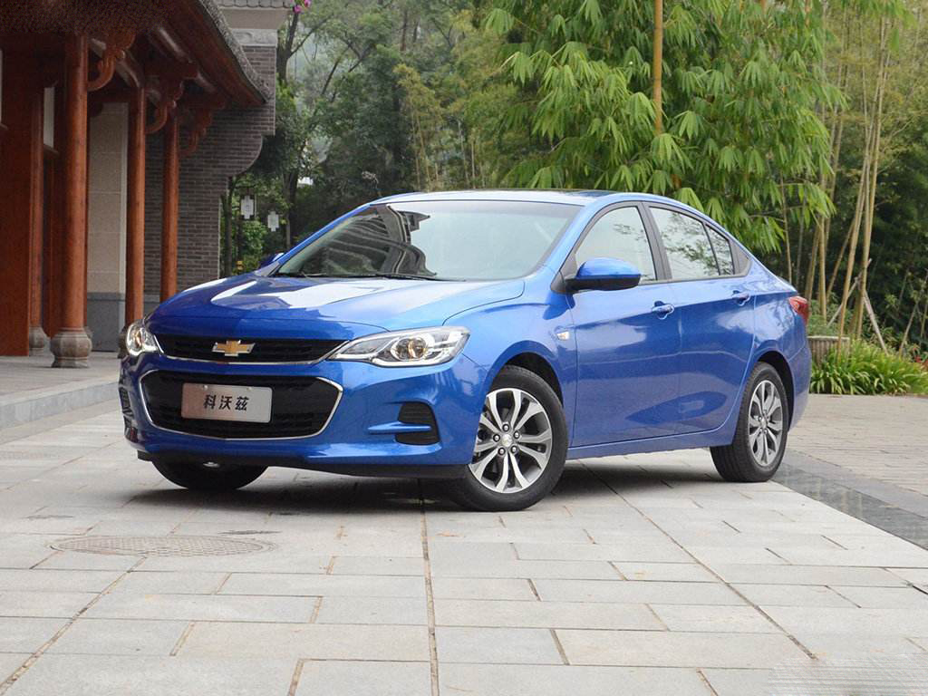 8万元落地新车推荐哪款车型好看,13万省油性价比高落地车最佳选择