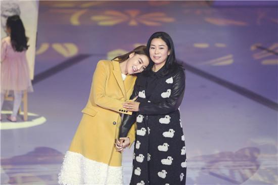 张馨予抱怨妈妈偏爱女婿，曾不愿她定居广州，如今每逢吵架都帮腔