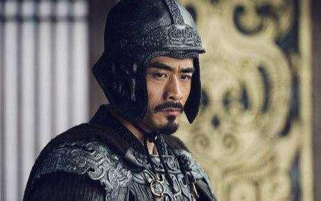 周泰高光时刻,周泰遇到徐荣