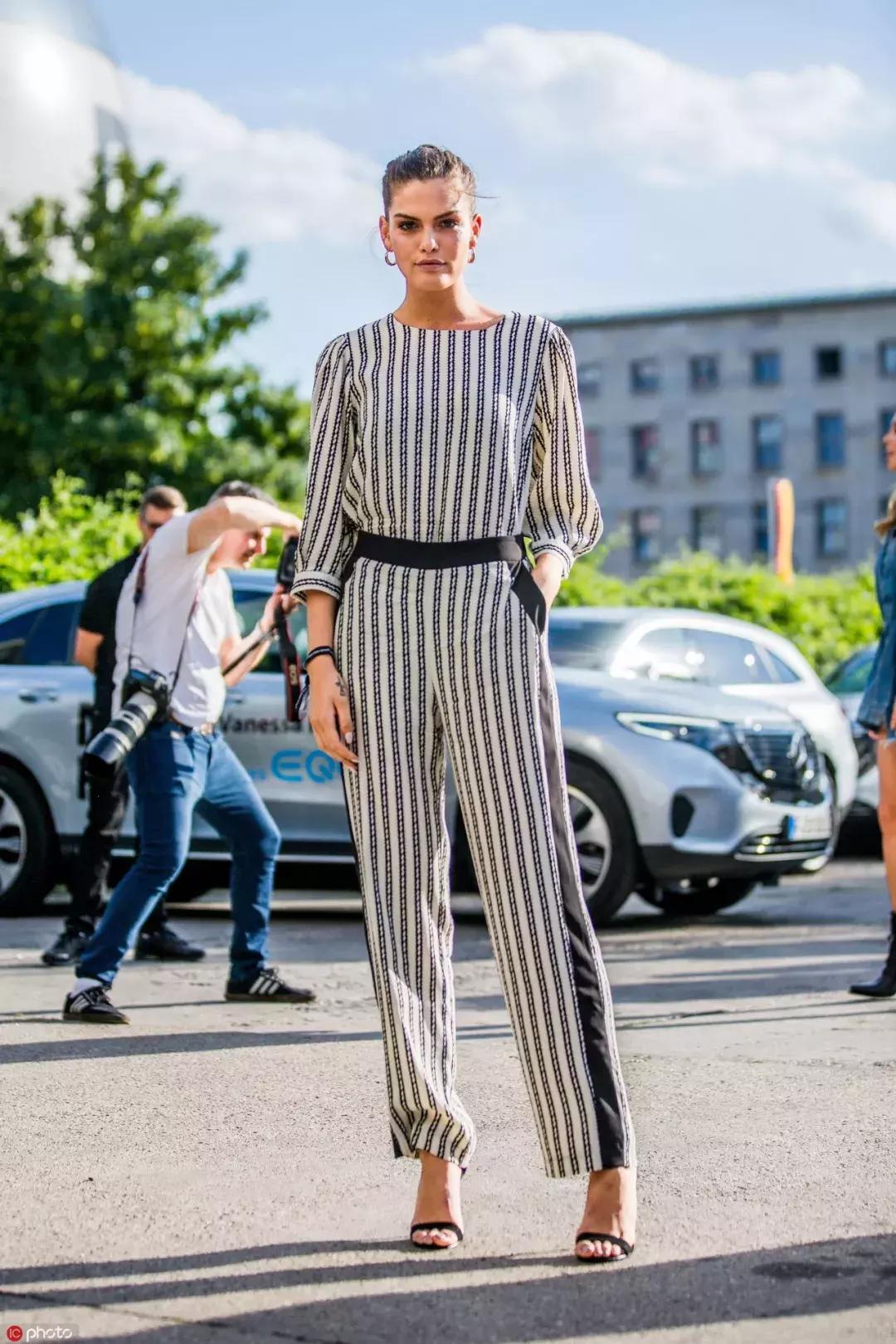 上班族可以借鉴通勤风的穿搭,慵懒职业通勤穿搭