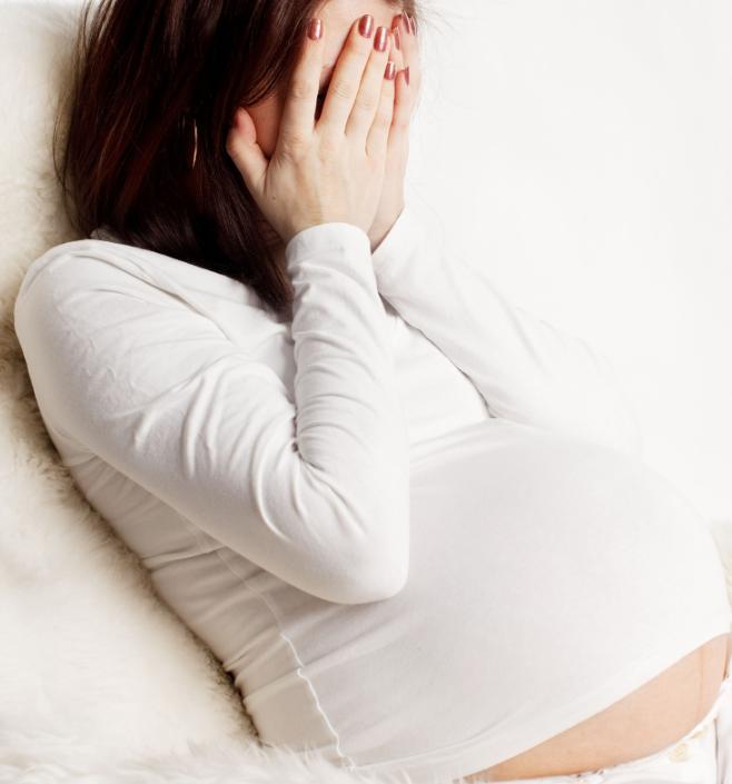 熬过了孕吐又迎来了耻骨疼不能动,熬过了孕吐孕晚期