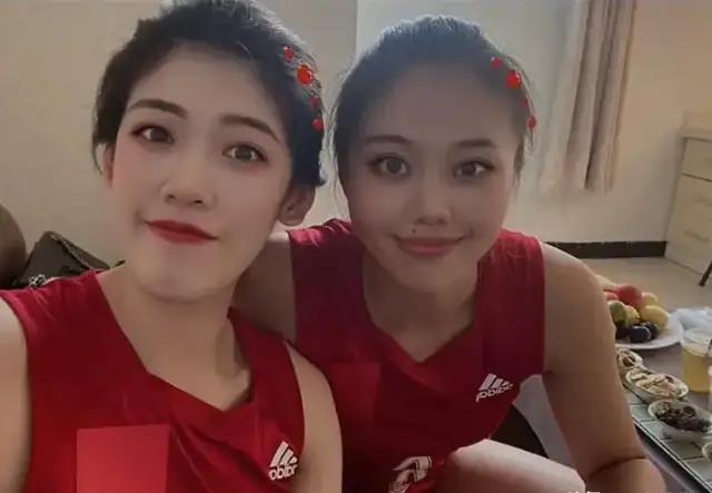 李盈莹张常宁姐妹情深,龚翔宇和李盈莹对决视频