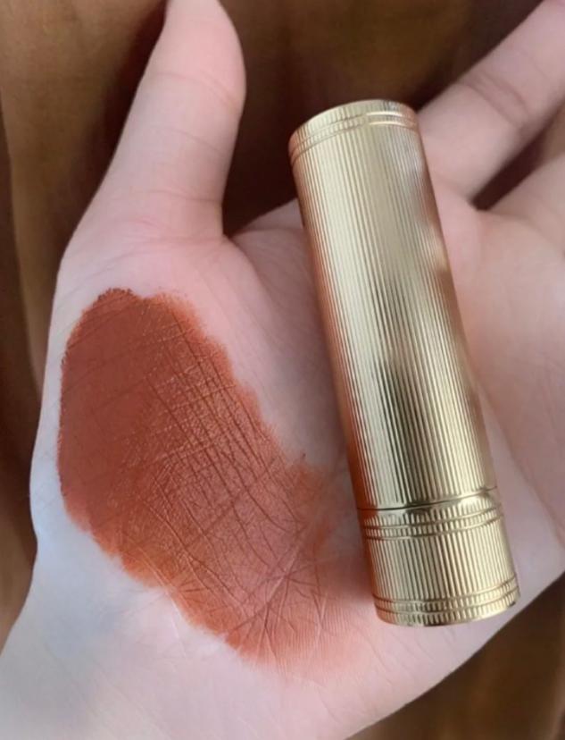 不知道选什么颜色的口红合适,今春必入的口红好看到爆