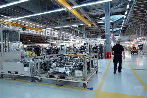 劳斯莱斯全部车间图片,劳斯莱斯的工厂的视频