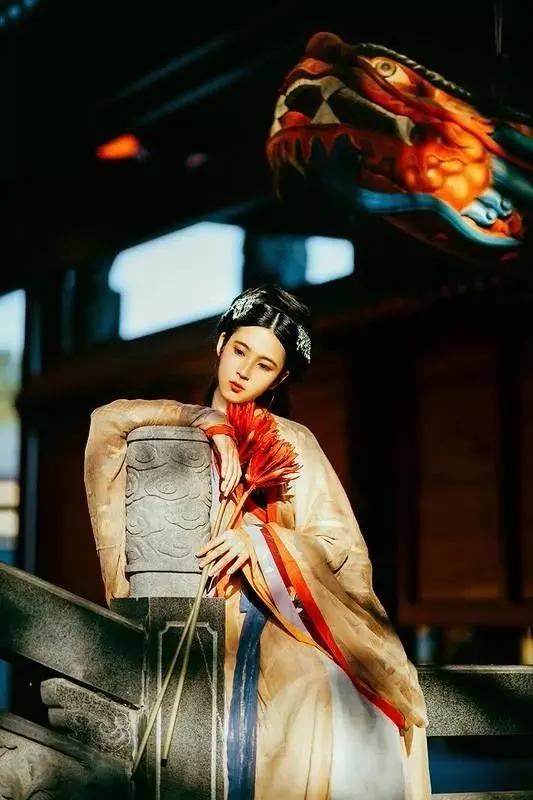 陌上飘尘七律100首,陌上飘尘原文