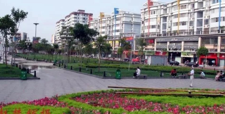 沙隆达广场,沙隆达广场历史