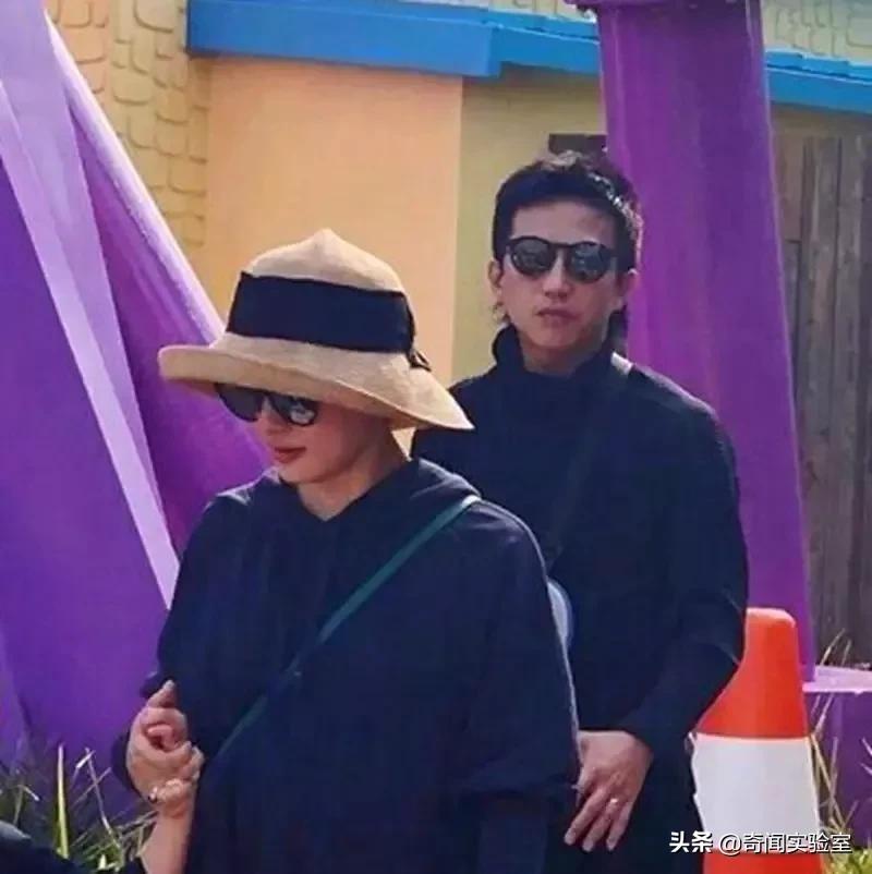 松紧防晒草帽推荐哪款好用,好温柔的防晒草帽减龄又气质