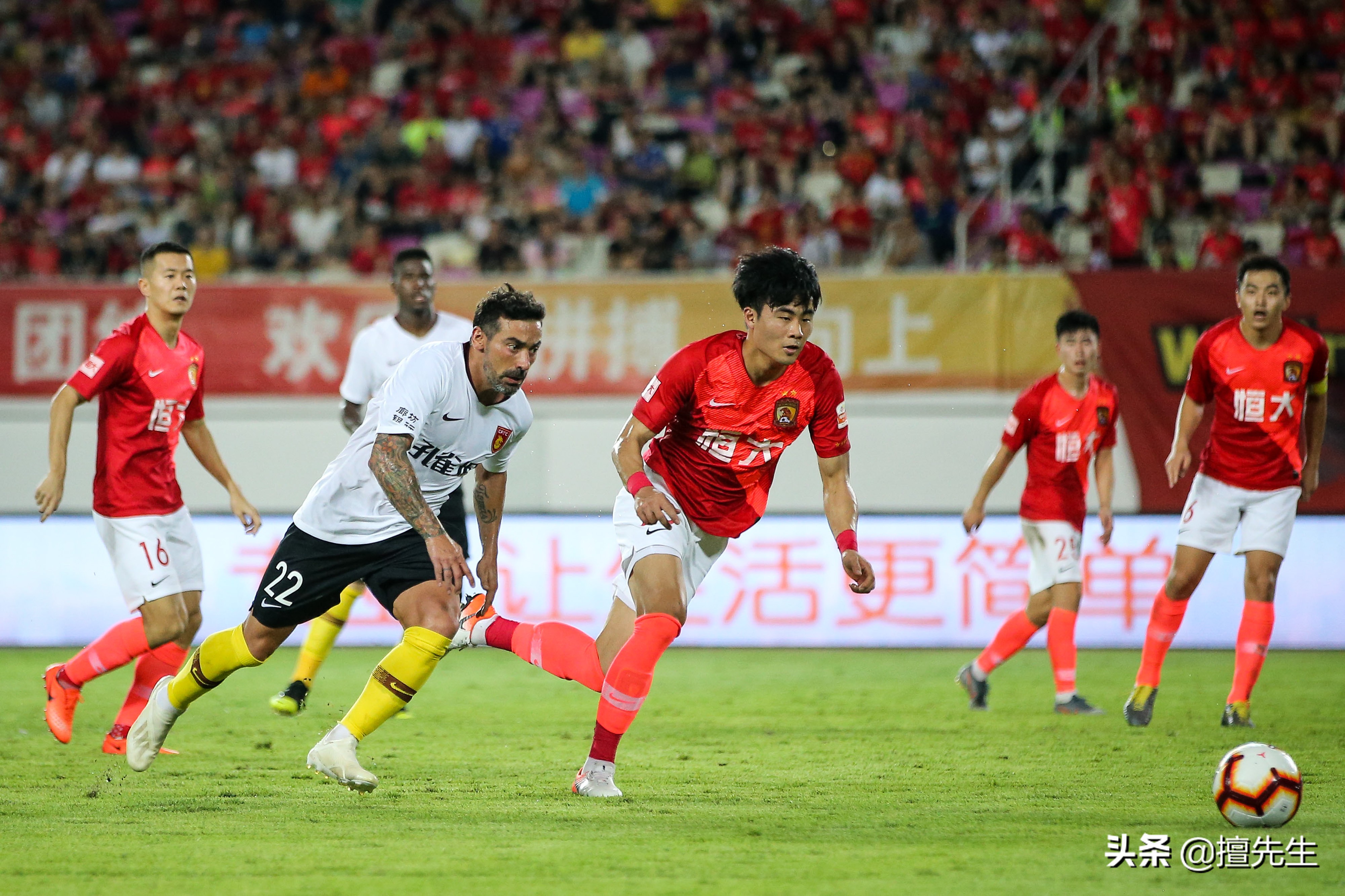 恒大对华夏韦世豪高光,恒大对比国安的影响力