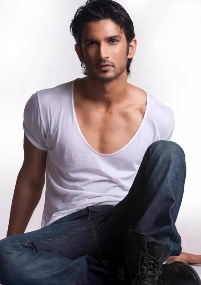 摔跤吧爸爸力压6部新片破6亿,摔跤吧爸爸国语电影导演