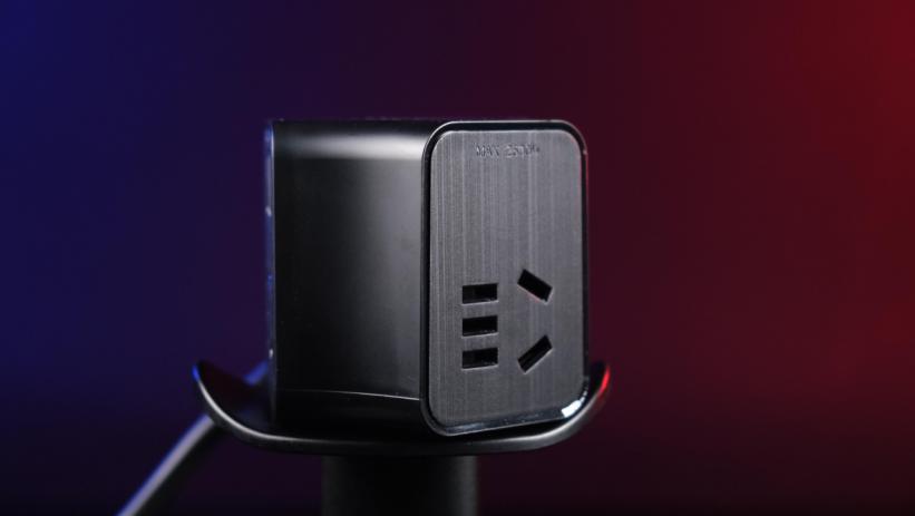 未来居智能插座,飞利浦插座线上线下区别