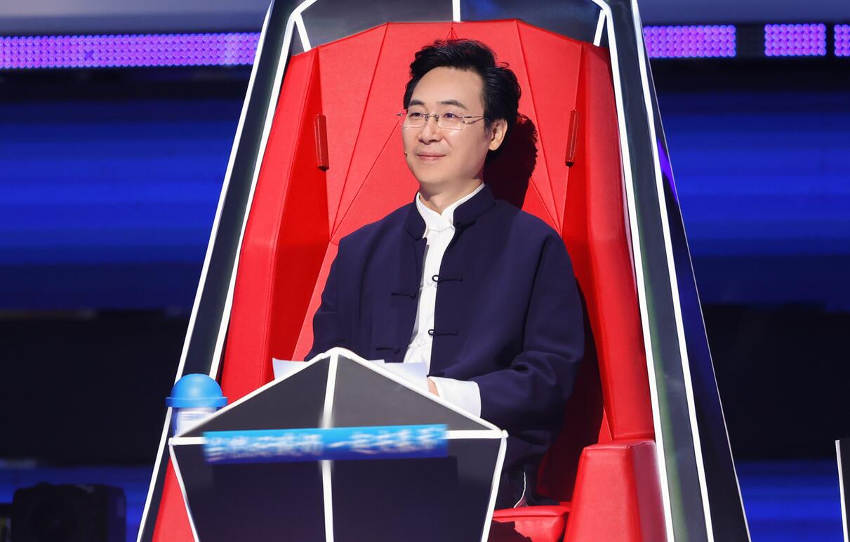 不要再为伍珂玥意难平了！节目调性早已注定了李克勤会放弃她