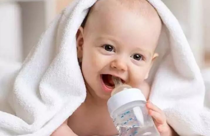 喝水多便秘是怎么回事,孩子便秘不喝水怎么办