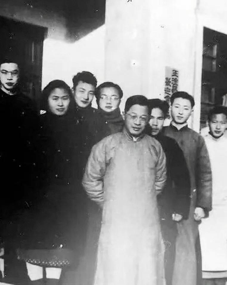 曾经三次错失诺贝尔奖的人,曾五年错失4次影帝