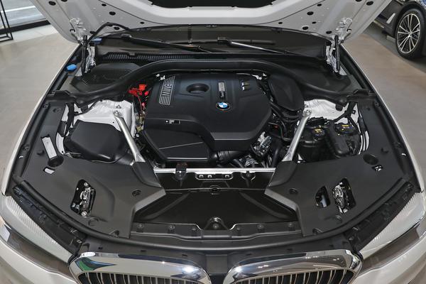 宝马5系xdrive530li落地全款,宝马5系li530视频