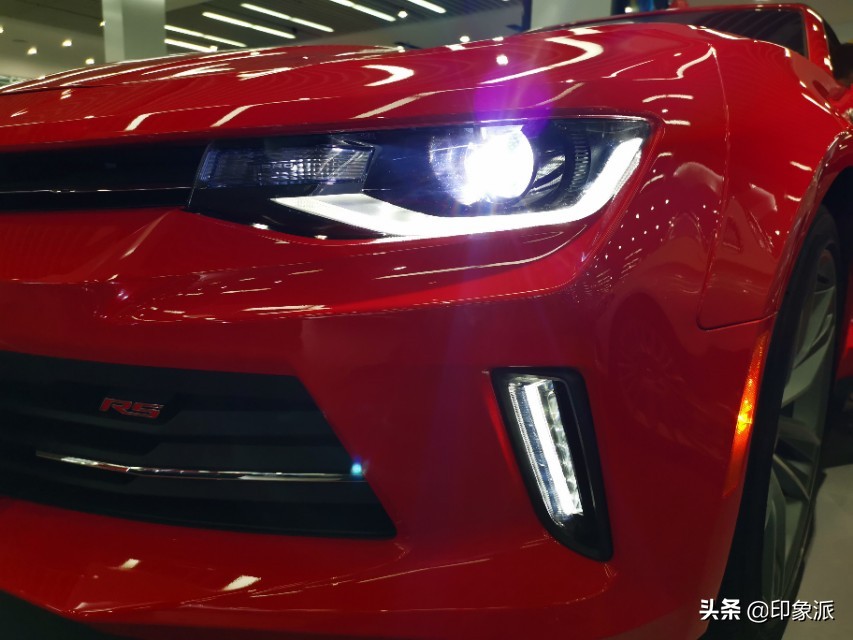 大黄蜂跑车科迈罗敞篷版高配,科迈罗大黄蜂敞篷版噪音大吗