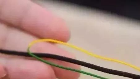 最容易学会的手串打结方法,小叶紫檀手串编绳打结