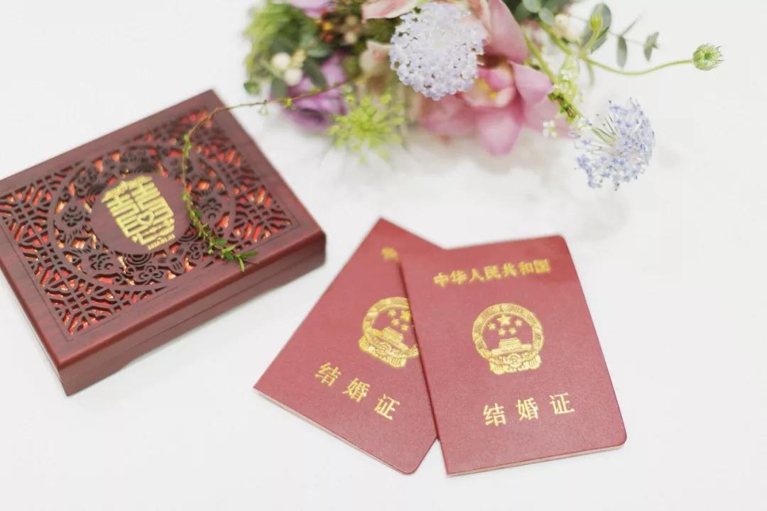 深圳结婚证件照推荐,深圳领证照片推荐照相馆