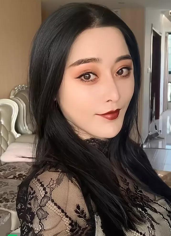 女网红整容600万,女网红自曝整容