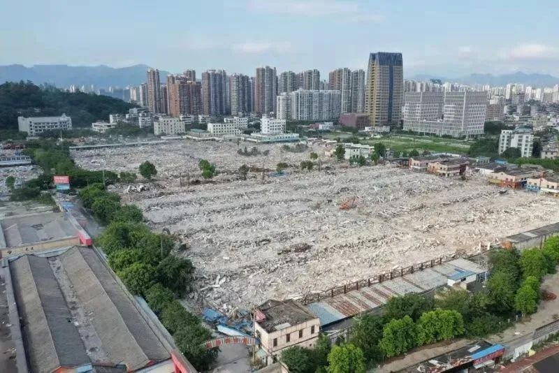 鏈潵绀惧尯榛勯緳娓╁窞,楣垮煄榛勯緳鏈潵绀惧尯