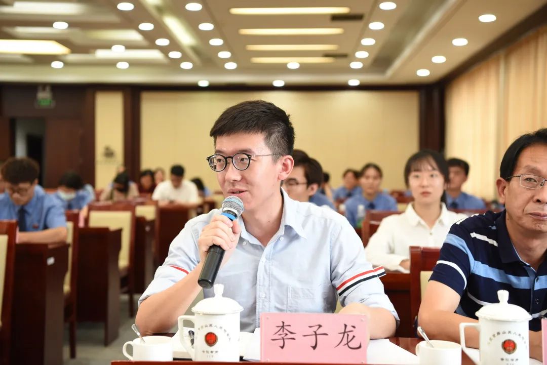 巅峰对决，以辩会友！一场超激烈的“battle”~