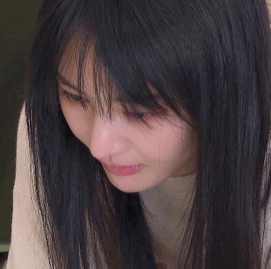 郑爽被营销反噬？9年大粉手动脱粉，粉丝集体吐槽粉其太累