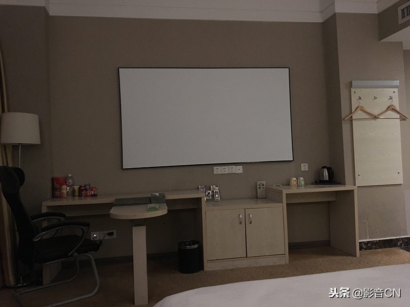 床戏不精彩，但聊胜于无-某影院式酒店体验有感