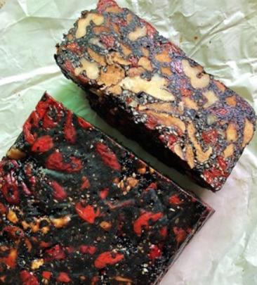 纯手工零添加阿胶糕吃出好气色,纯手工阿胶糕才能吃出好气色