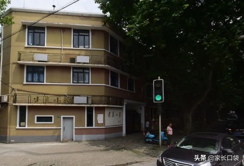 上海热门小学隐藏技：芭蕾、乒乓、游泳、书法、科技……样样有