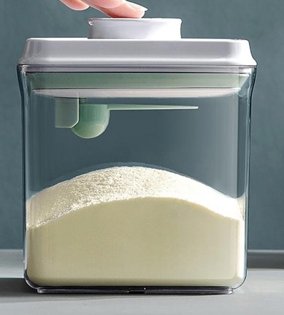 养孩子奶粉怎么选择,养娃省钱攻略婴儿