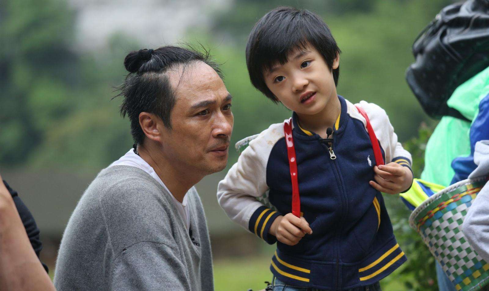 爸爸去哪儿12岁康康身高,爸爸去哪儿第一季石头天天