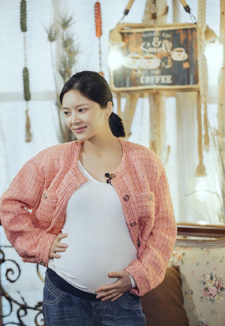 王灿怀孕孕吐,王灿怀孕早期有孕吐吗