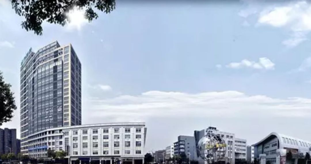 武汉16家方舱医院关门大吉，是时候曝光这位湖北首富了