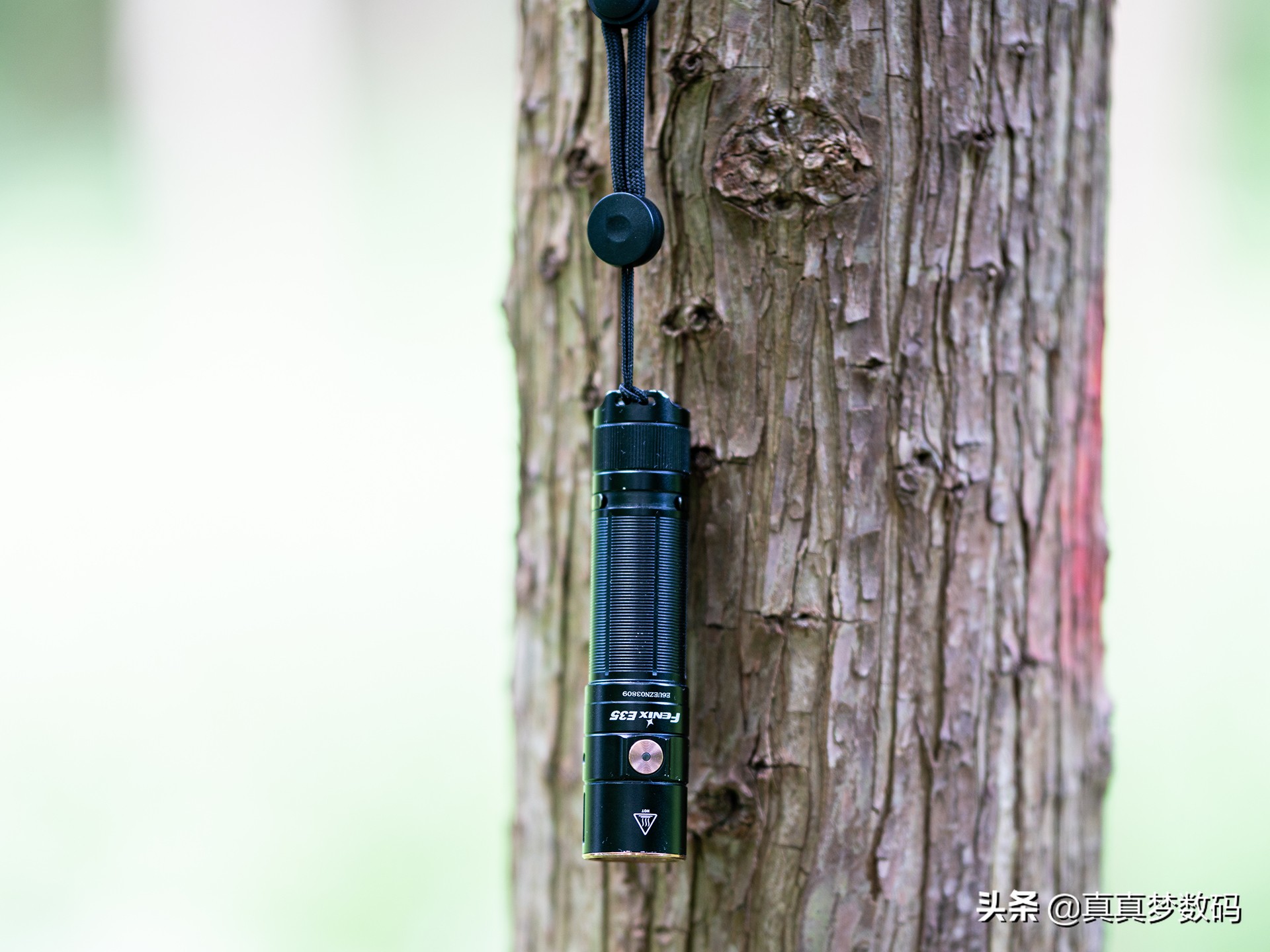 强光手电筒应该如何选择,强光手电筒怎样选