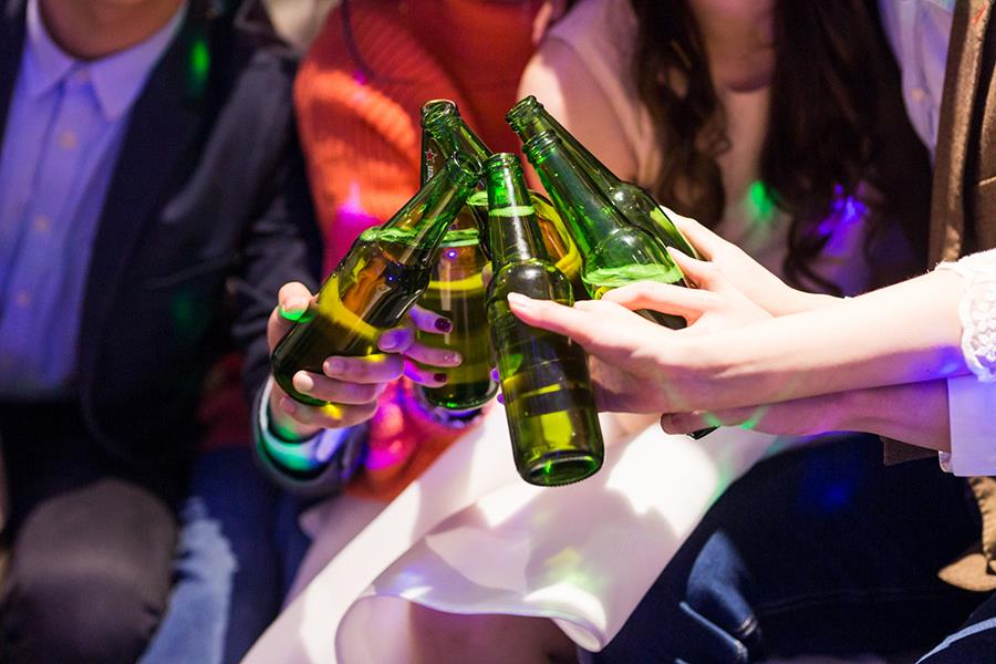 装饰公司遇到难缠客户怎么办,跑小区装修业务怎么获取客户信任